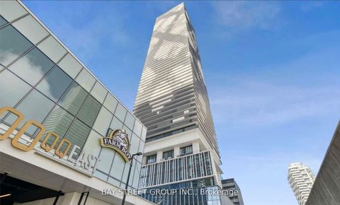 Photo 1 at 806 - 138 Downes Street, Waterfront Communities C8, Toronto