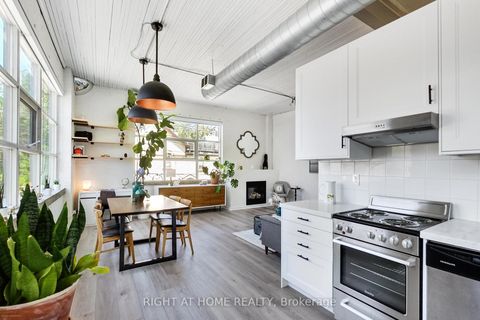 Photo 8 at 218 - 365 Dundas Street E, Moss Park, Toronto