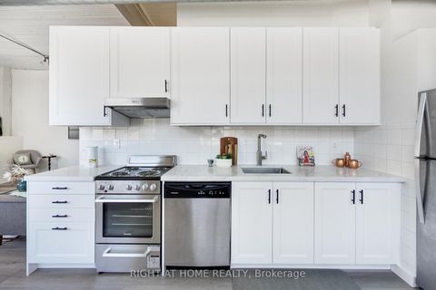 Photo 12 at 218 - 365 Dundas Street E, Moss Park, Toronto