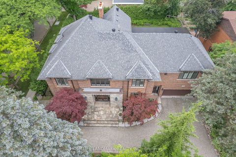 Photo 2 at 38 Misty Crescent, Don Mills, Toronto