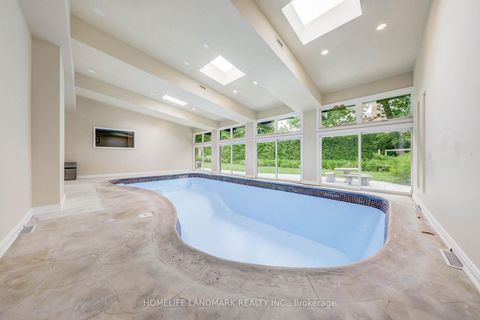 Photo 12 at 38 Misty Crescent, Don Mills, Toronto