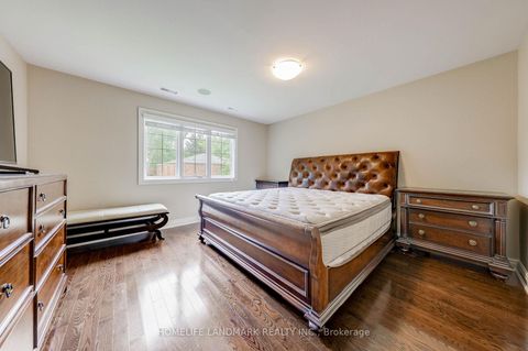 Photo 22 at 38 Misty Crescent, Don Mills, Toronto