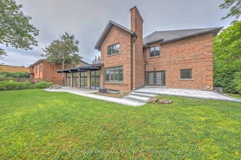 Photo 37 at 38 Misty Crescent, Don Mills, Toronto