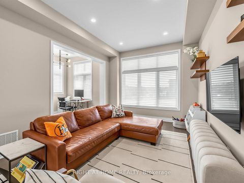 Photo 5 at 88 Crimson Forest Drive, Patterson, Vaughan