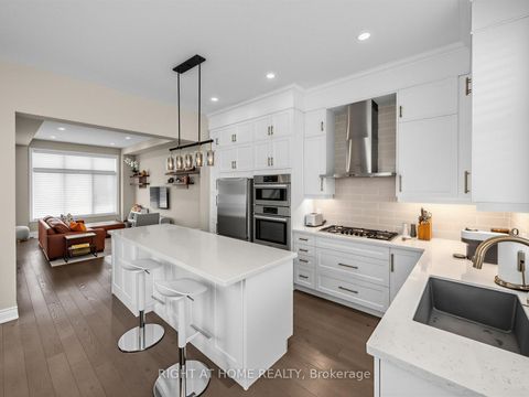 Photo 9 at 88 Crimson Forest Drive, Patterson, Vaughan
