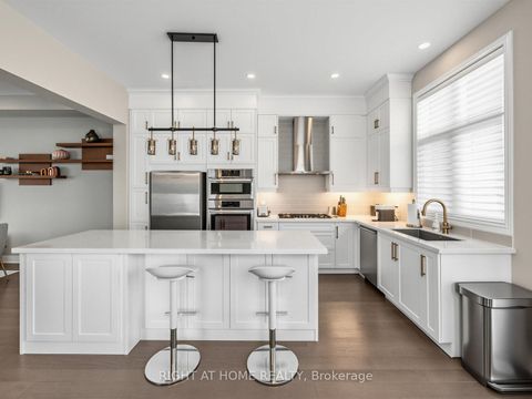Photo 12 at 88 Crimson Forest Drive, Patterson, Vaughan