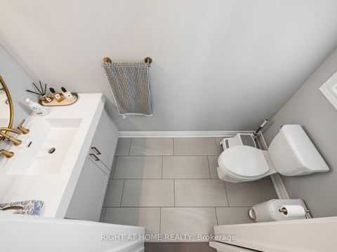 Photo 16 at 88 Crimson Forest Drive, Patterson, Vaughan