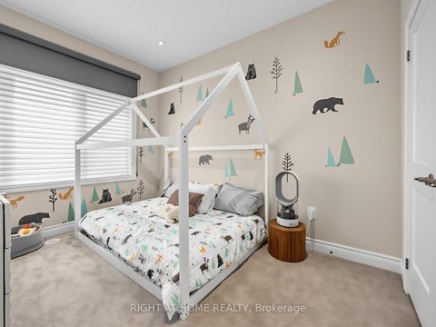 Photo 27 at 88 Crimson Forest Drive, Patterson, Vaughan