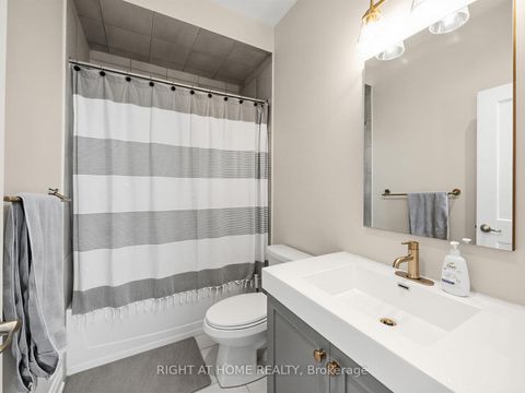 Photo 28 at 88 Crimson Forest Drive, Patterson, Vaughan