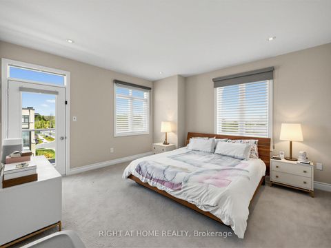 Photo 32 at 88 Crimson Forest Drive, Patterson, Vaughan