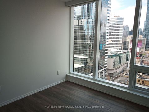 Photo 4 at 197 - 197 Yonge Street, Yonge Corridor, Toronto