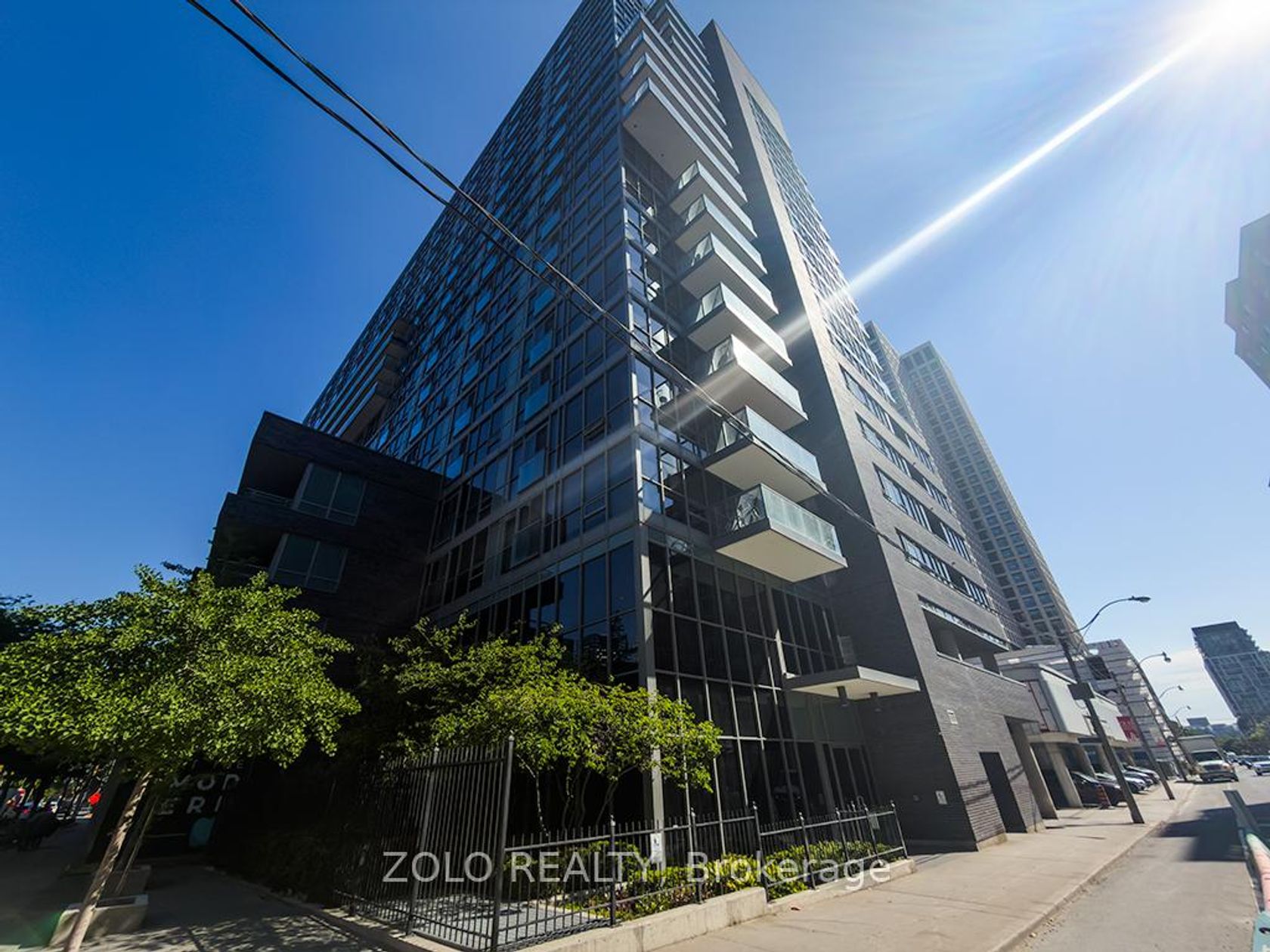 817 - 320 Richmond Street E, Moss Park, Toronto photo number 2