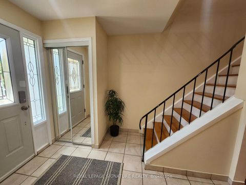 Photo 10 at 15 - 25 Gosford Boulevard, Black Creek, Toronto