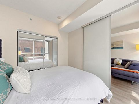Photo 9 at 2307 - 70 Temperance Street, Bay Street Corridor, Toronto