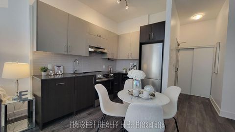 Photo 2 at 102 - 188 fairview mall Drive, Don Valley Village, Toronto