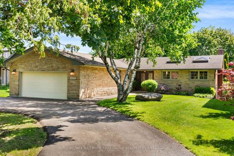 Photo 1 at 1889 APPLEVIEW Road, Dunbarton, Pickering