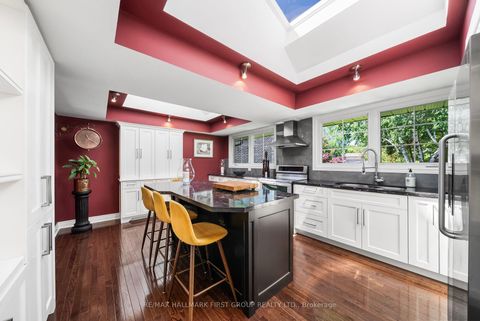Photo 4 at 1889 APPLEVIEW Road, Dunbarton, Pickering
