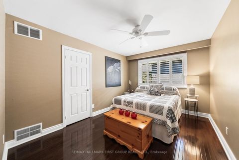 Photo 21 at 1889 APPLEVIEW Road, Dunbarton, Pickering