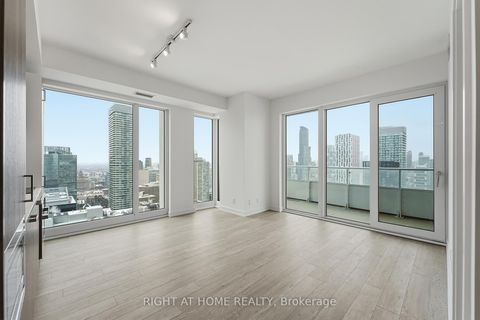 Photo 9 at 4711 - 88 Queen Street E, Yonge Corridor, Toronto