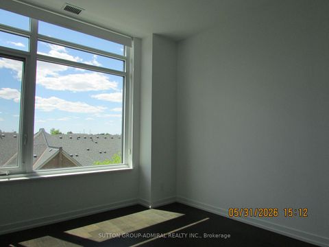 Photo 13 at 414 - 8 Beverley Glen Boulevard, Beverley Glen, Vaughan