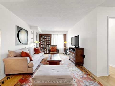 Photo 3 at 336 - 650 Lawrence Avenue W, Lawrence, Toronto
