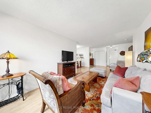 Photo 8 at 336 - 650 Lawrence Avenue W, Lawrence, Toronto