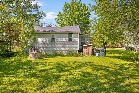 Photo 4 at 943 Helen Street, Alcona, Innisfil
