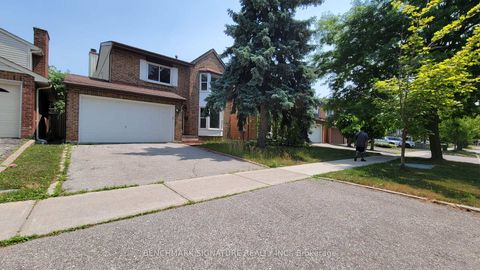 Photo 1 at 35 Wintermute Boulevard, Steeles, Toronto
