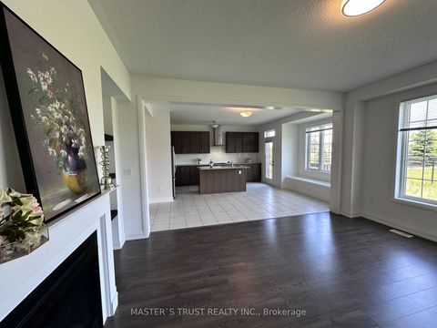 Photo 13 at 102 Frank Kelly Drive, Holland Landing, East Gwillimbury