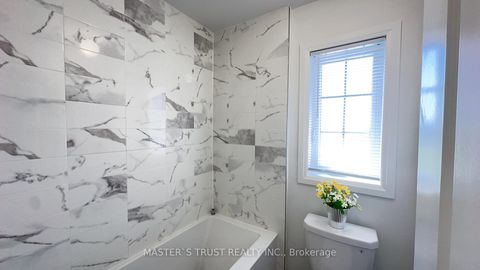 Photo 34 at 102 Frank Kelly Drive, Holland Landing, East Gwillimbury
