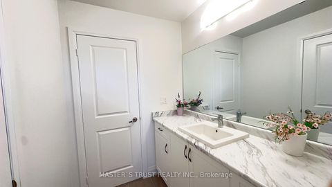 Photo 35 at 102 Frank Kelly Drive, Holland Landing, East Gwillimbury