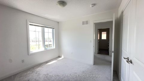 Photo 36 at 102 Frank Kelly Drive, Holland Landing, East Gwillimbury