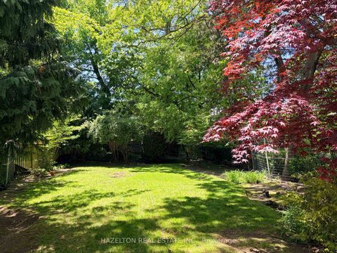 Photo 3 at 16 Wells Hill Avenue, Casa Loma, Toronto