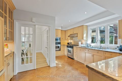 Photo 18 at 16 Wells Hill Avenue, Casa Loma, Toronto