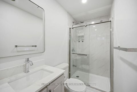 Photo 27 at 25 - 18 Applewood Lane, Etobicoke West Mall, Toronto