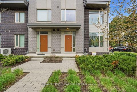 Photo 32 at 25 - 18 Applewood Lane, Etobicoke West Mall, Toronto