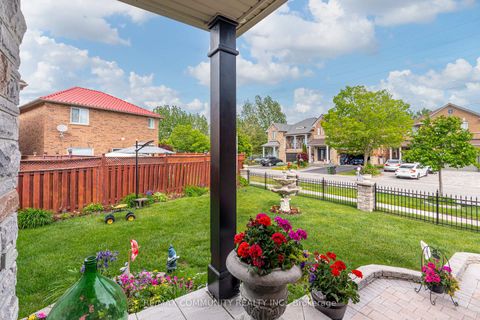 Photo 4 at 96 Cindy Nicholas Drive, Morningside, Toronto