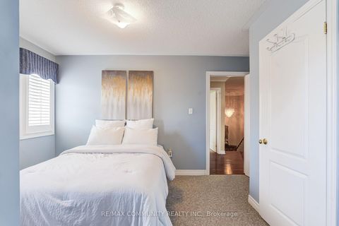 Photo 34 at 96 Cindy Nicholas Drive, Morningside, Toronto