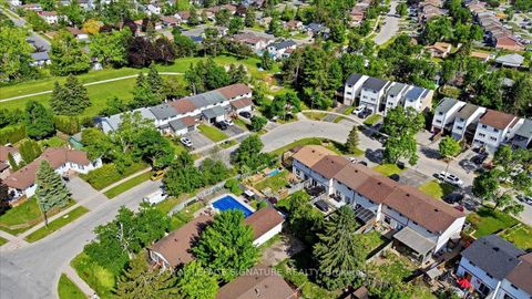 Photo 9 at 54 Scott Crescent, Letitia Heights, Barrie