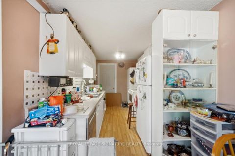 Photo 20 at 54 Scott Crescent, Letitia Heights, Barrie