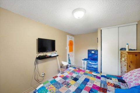 Photo 24 at 54 Scott Crescent, Letitia Heights, Barrie