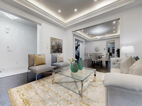 Photo 4 at 209 Hillsview Drive, Observatory, Richmond Hill