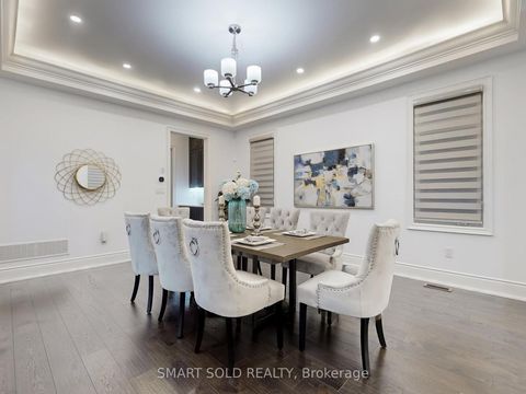 Photo 5 at 209 Hillsview Drive, Observatory, Richmond Hill