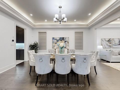 Photo 6 at 209 Hillsview Drive, Observatory, Richmond Hill