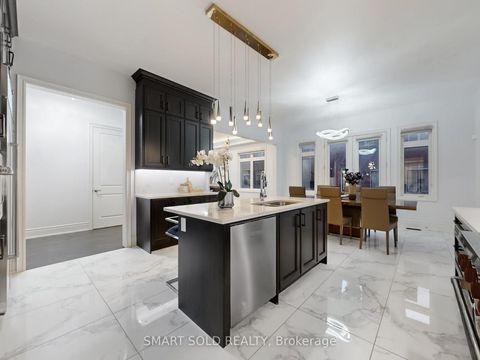 Photo 15 at 209 Hillsview Drive, Observatory, Richmond Hill
