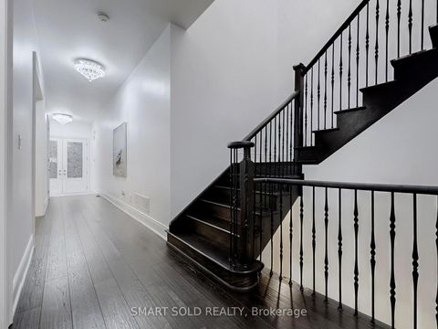 Photo 20 at 209 Hillsview Drive, Observatory, Richmond Hill