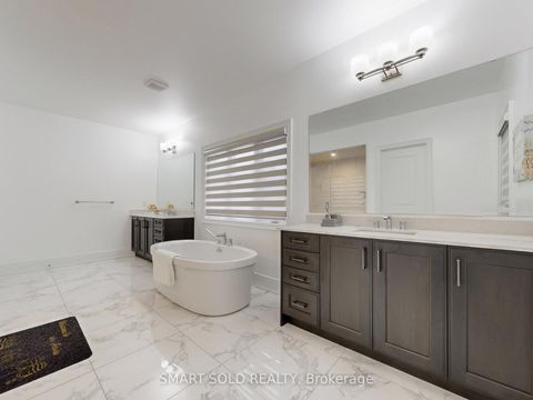Photo 24 at 209 Hillsview Drive, Observatory, Richmond Hill