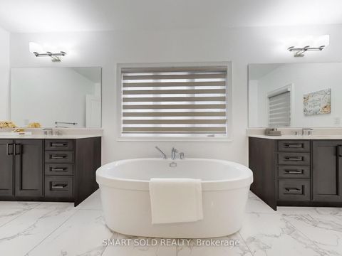 Photo 25 at 209 Hillsview Drive, Observatory, Richmond Hill