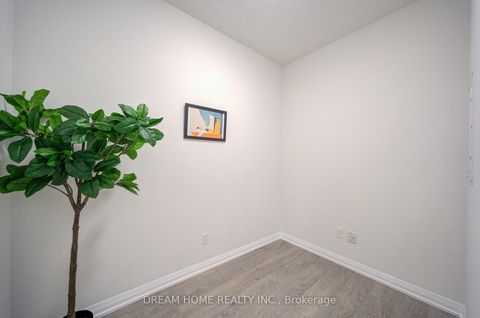 Photo 6 at 1716 - 7895 Jane Street, Concord, Vaughan