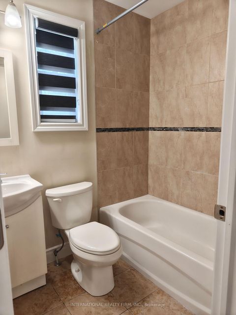 Photo 11 at 86 Patterson Avenue, Oakridge, Toronto